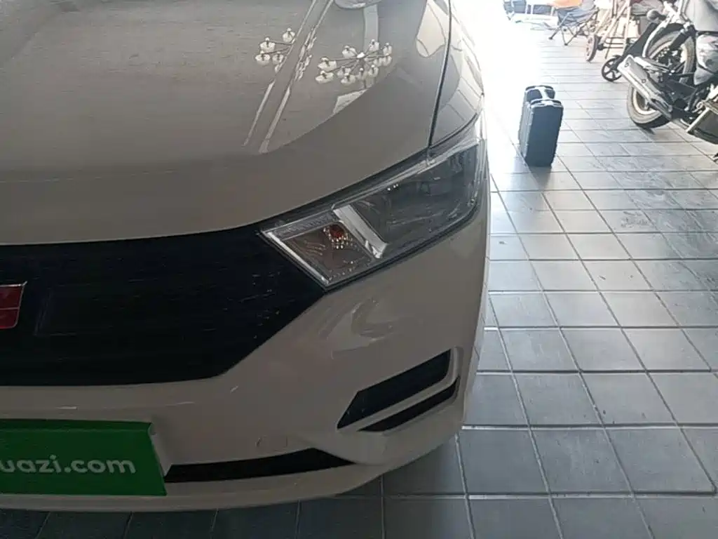 Wuling Hongguang — миниатюра 24