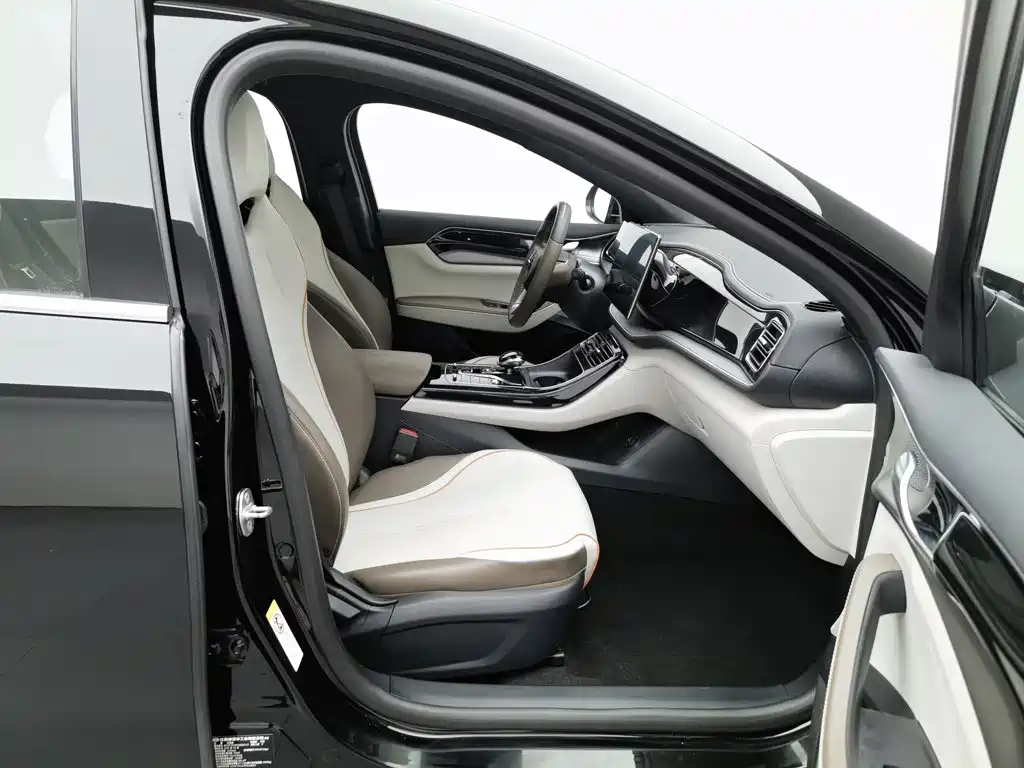 BYD Qin PLUS — миниатюра 23