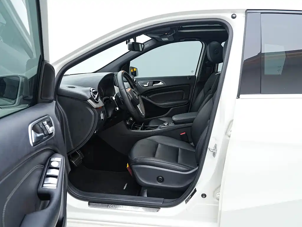 Mercedes-Benz B-Class B 200, фото 17
