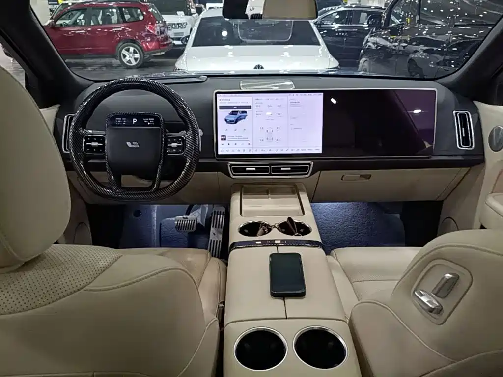 Li Auto Li L8 — миниатюра 10