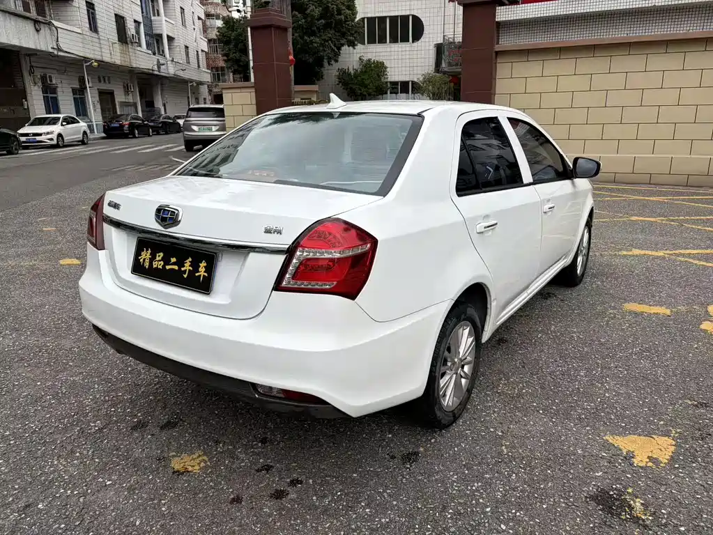 Geely King Kong — миниатюра 5