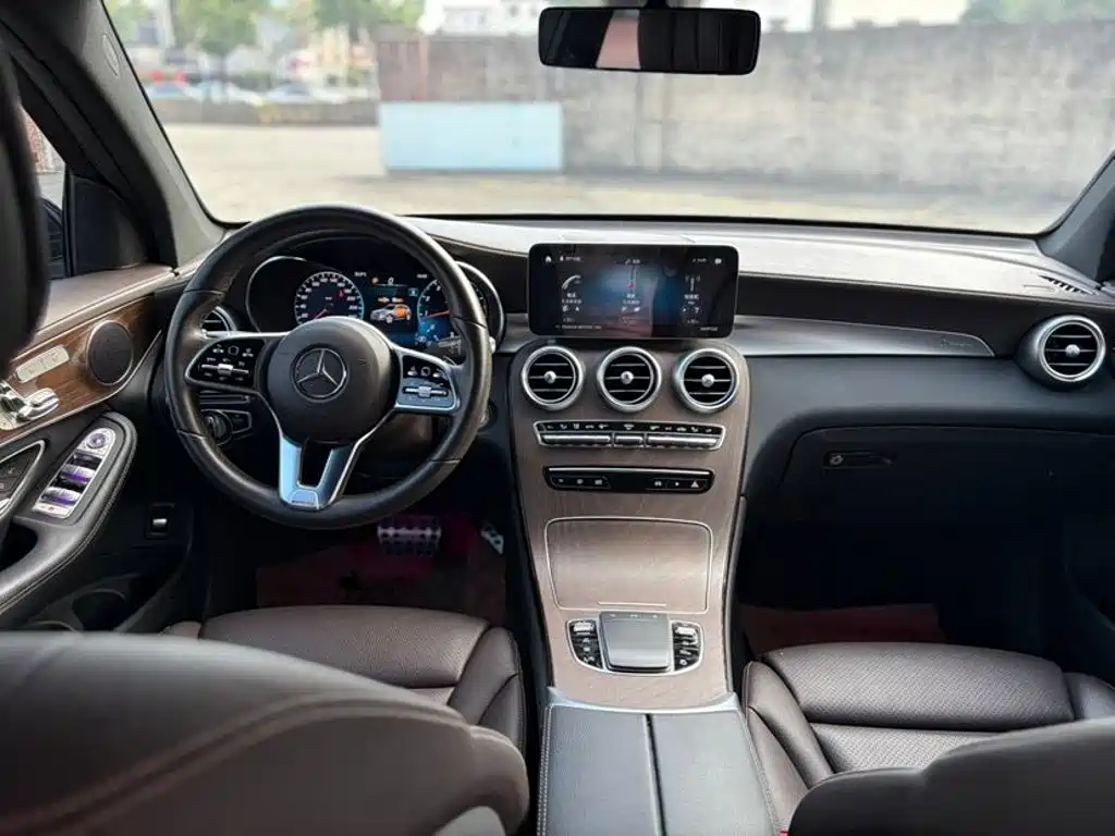 Mercedes-Benz GLC — миниатюра 9