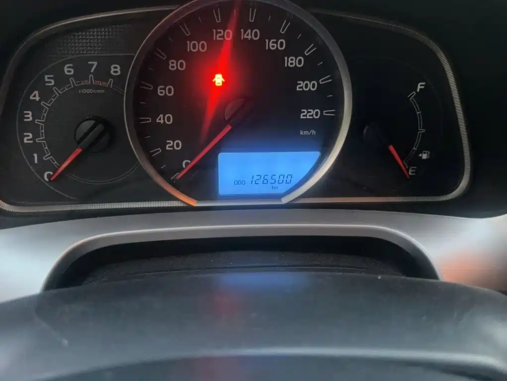 Toyota RAV4 — миниатюра 3