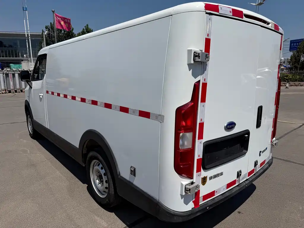 Karry Dolphin EV — миниатюра 8