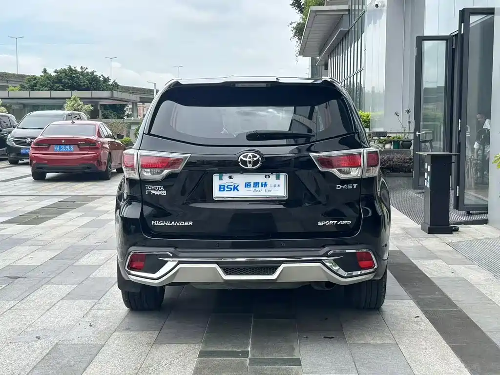 Toyota Highlander — миниатюра 4
