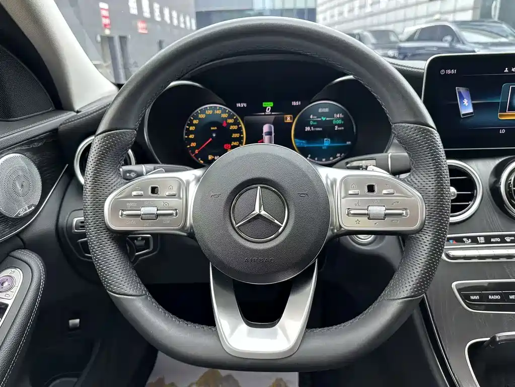 Mercedes-Benz C-Class — миниатюра 11
