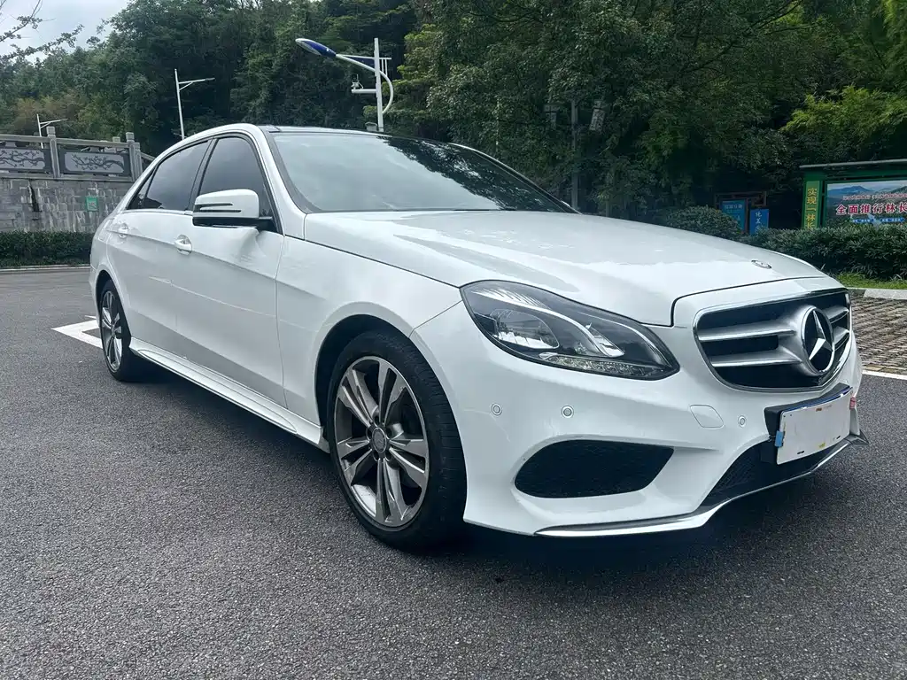 Mercedes-Benz E-Class — миниатюра 3