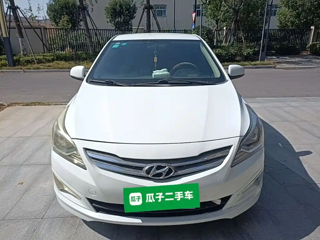 Hyundai Verna — миниатюра 2