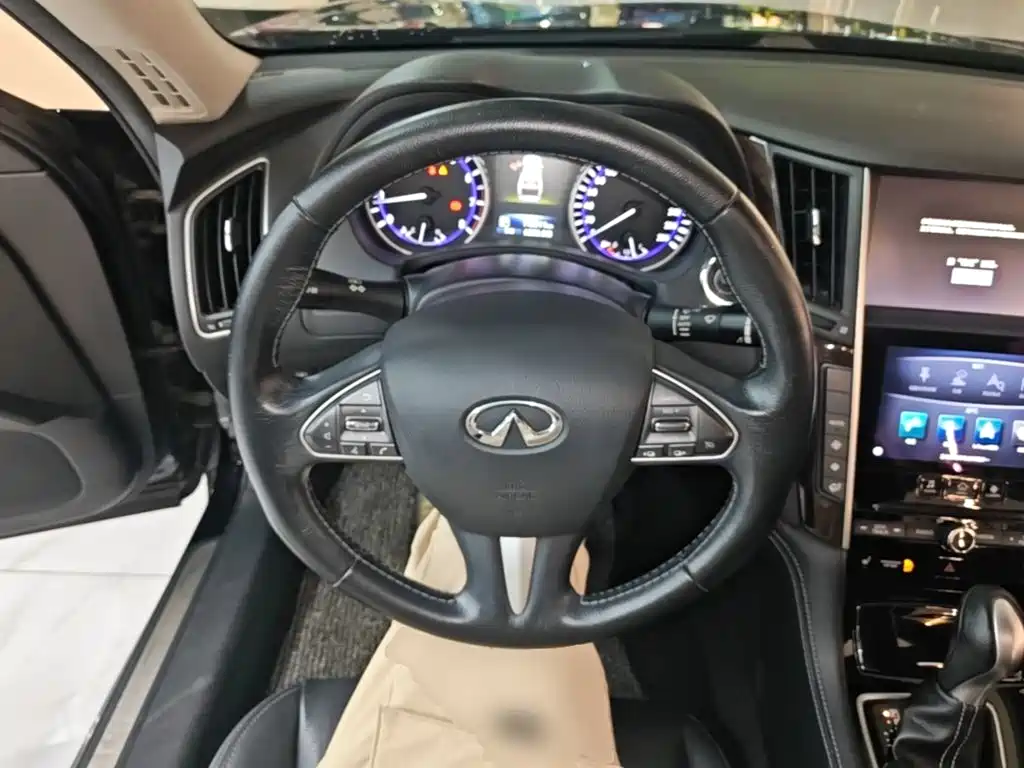 Infiniti Q50L — миниатюра 11