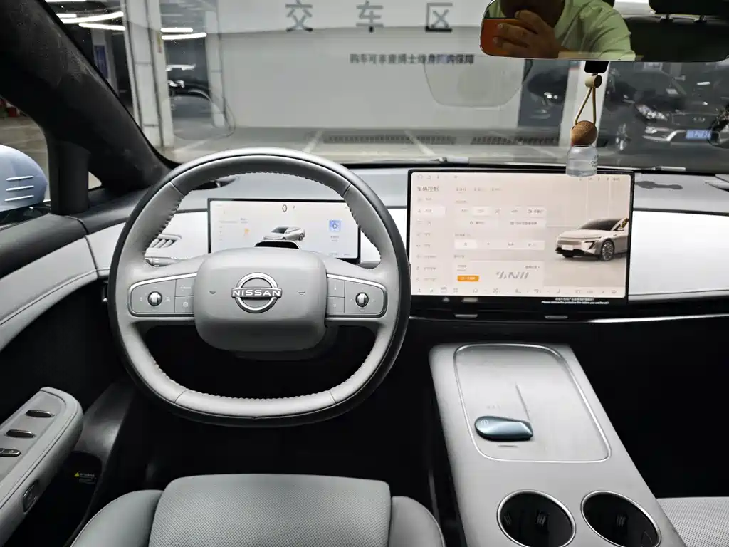 Nissan N7 — миниатюра 7