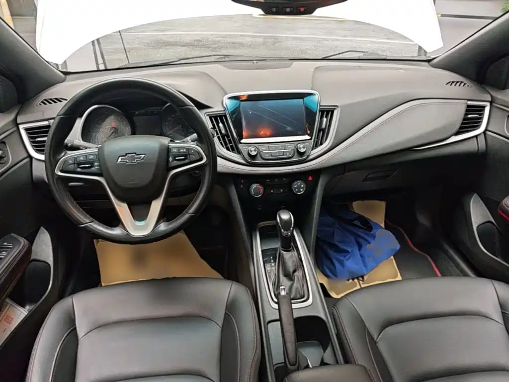 Chevrolet Monza — миниатюра 10