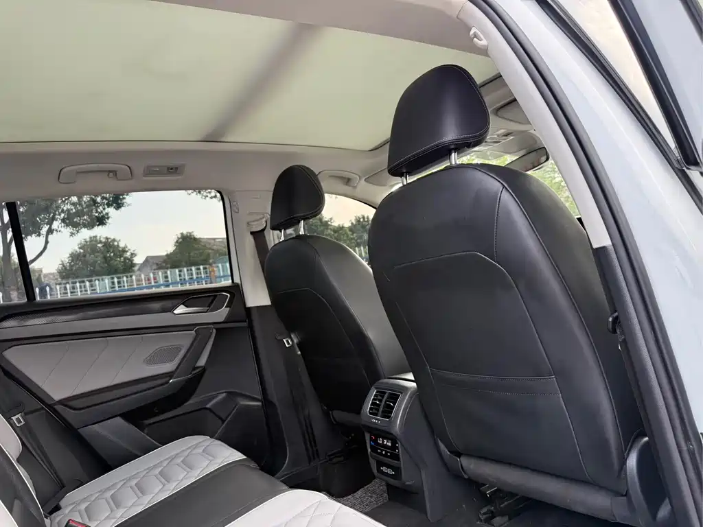 Volkswagen Tayron — миниатюра 15