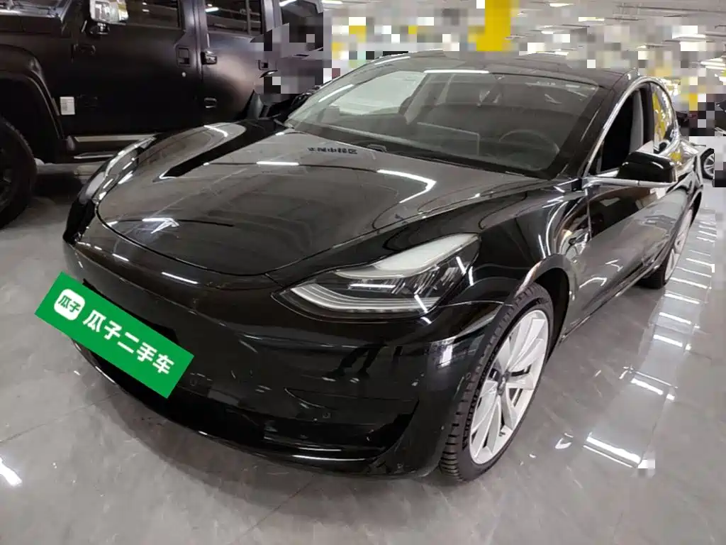 Tesla Model 3 — миниатюра 2