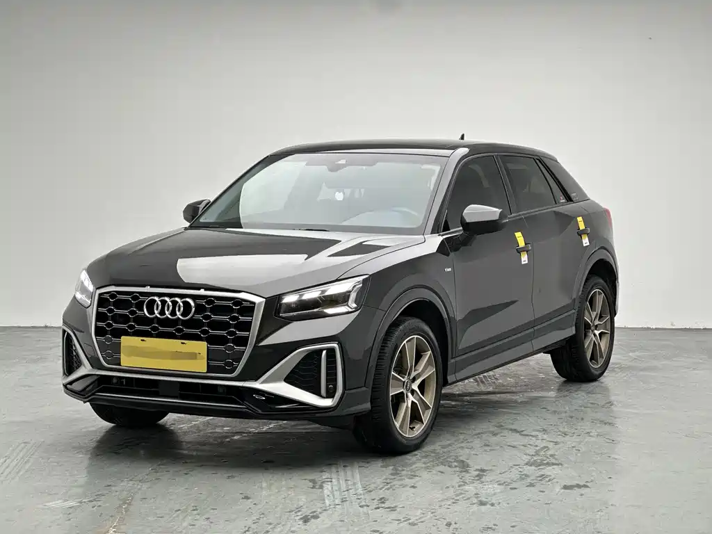 Audi Q2L 2024