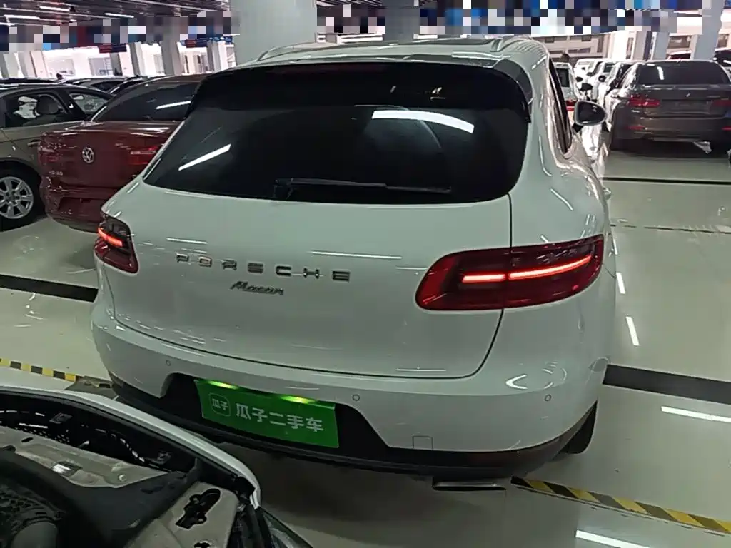 Porsche Macan — миниатюра 6