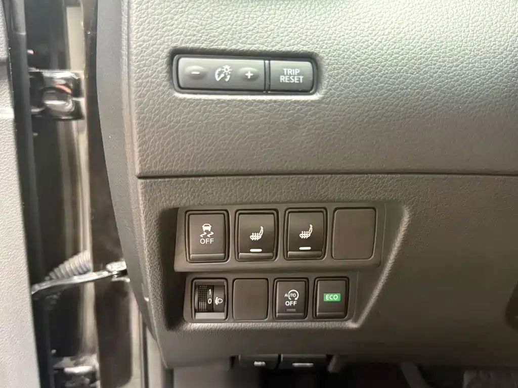 Nissan X-Trail — миниатюра 16
