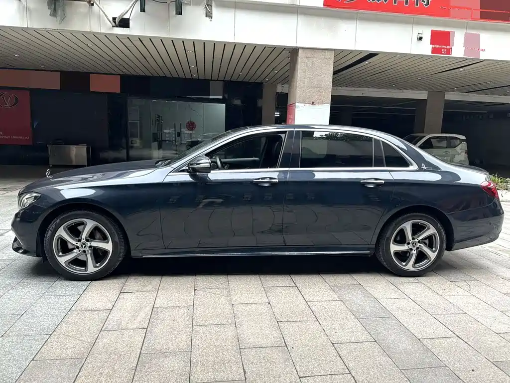 Mercedes-Benz E-Class E 2017 E 300 L Sport Fashion