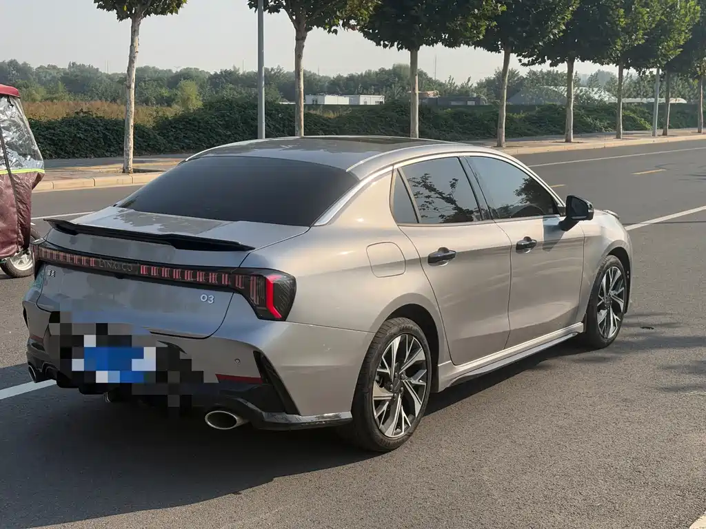 Lynk & Co 03 — миниатюра 8