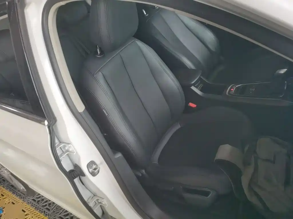 Peugeot 408 — миниатюра 25