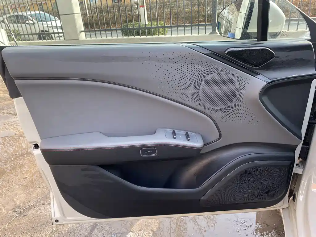 ZEEKR EXTREME KRYPTON 007GT