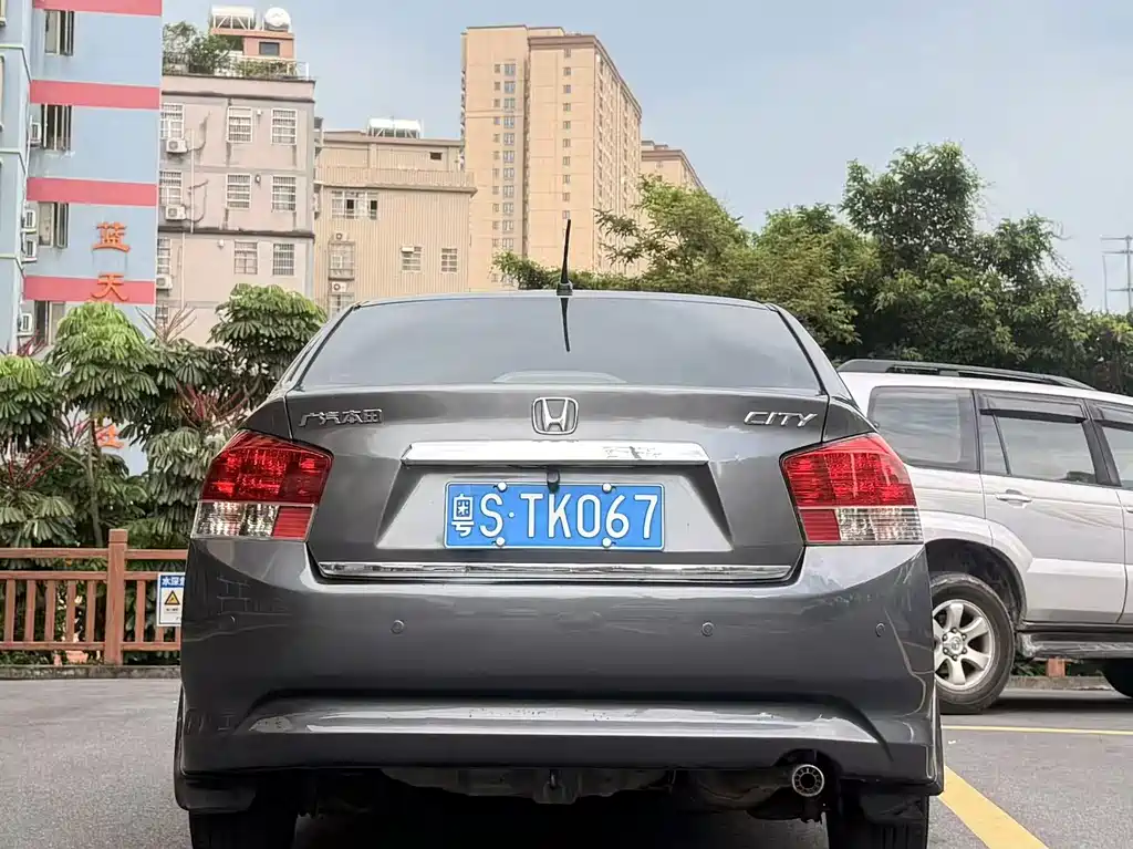 Honda City Classic — миниатюра 5