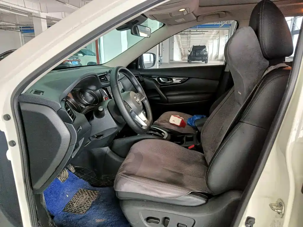 Nissan X-Trail — миниатюра 8
