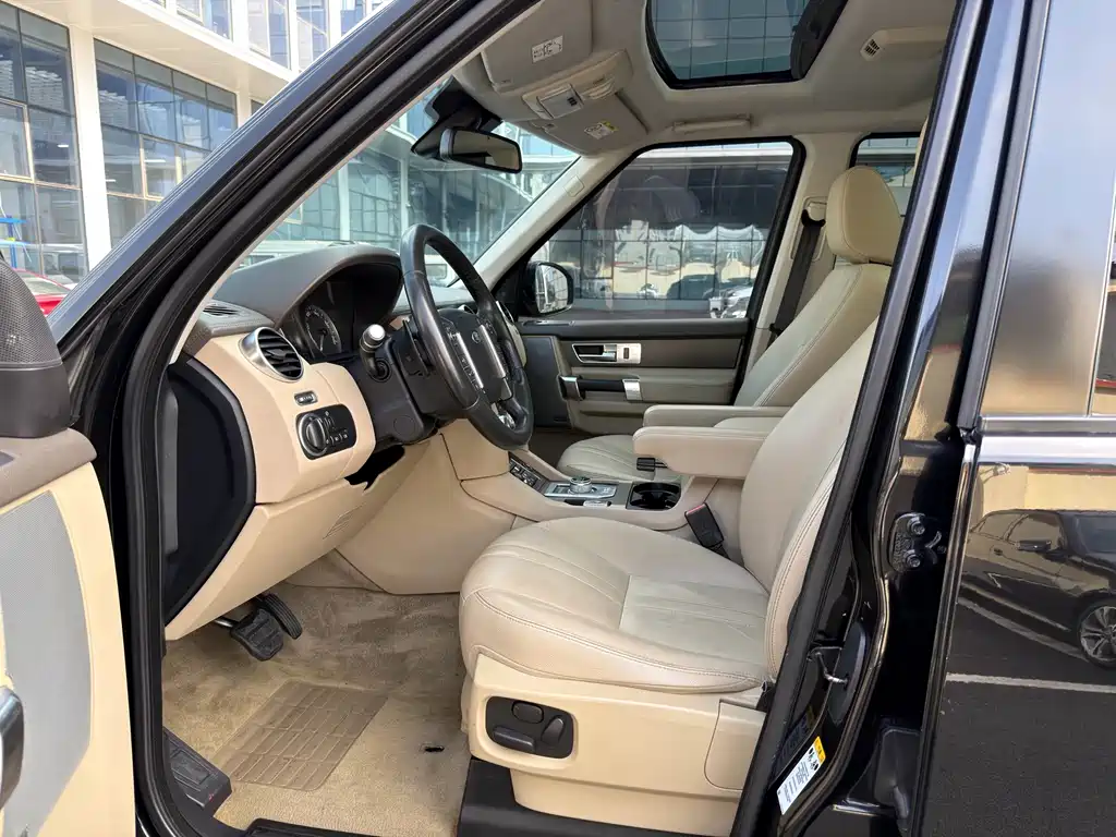 Land Rover Discovery 2015 3.0 SC V6 SE
