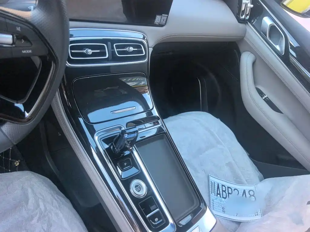 Geely Boyue L — миниатюра 13