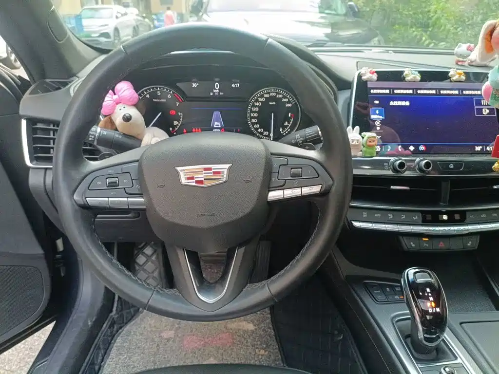Cadillac CT5 — миниатюра 7
