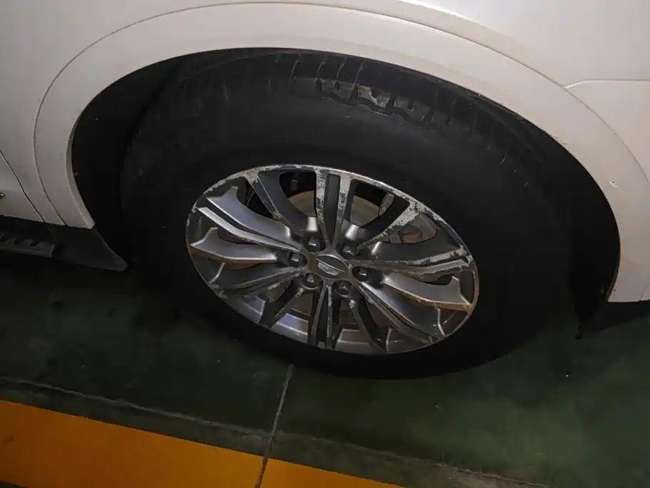 Cadillac XT5 — миниатюра 6