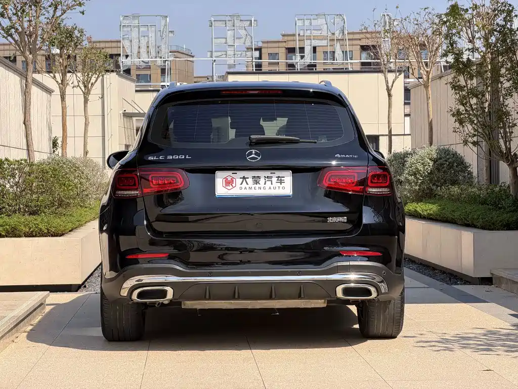 Mercedes-Benz GLC — миниатюра 10