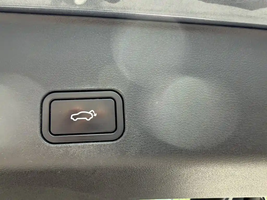 Geely Xingyue L — миниатюра 15