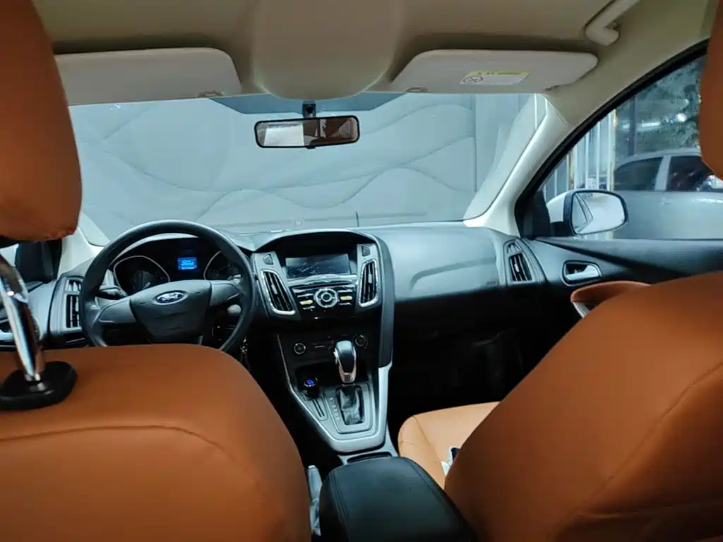 Ford Focus — миниатюра 18