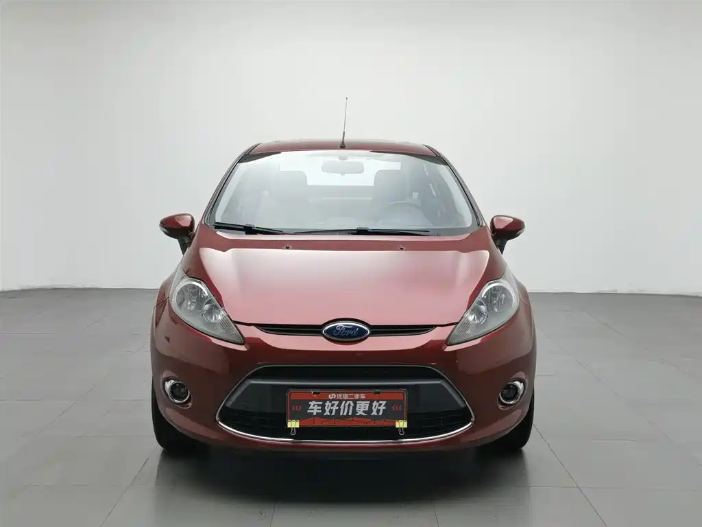Ford Fiesta 2009 1.5L AT Luxury