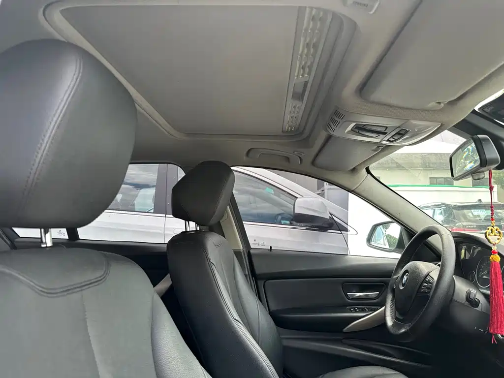 BMW 3 Series — миниатюра 15