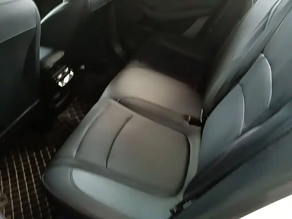 Roewe i5 — миниатюра 17
