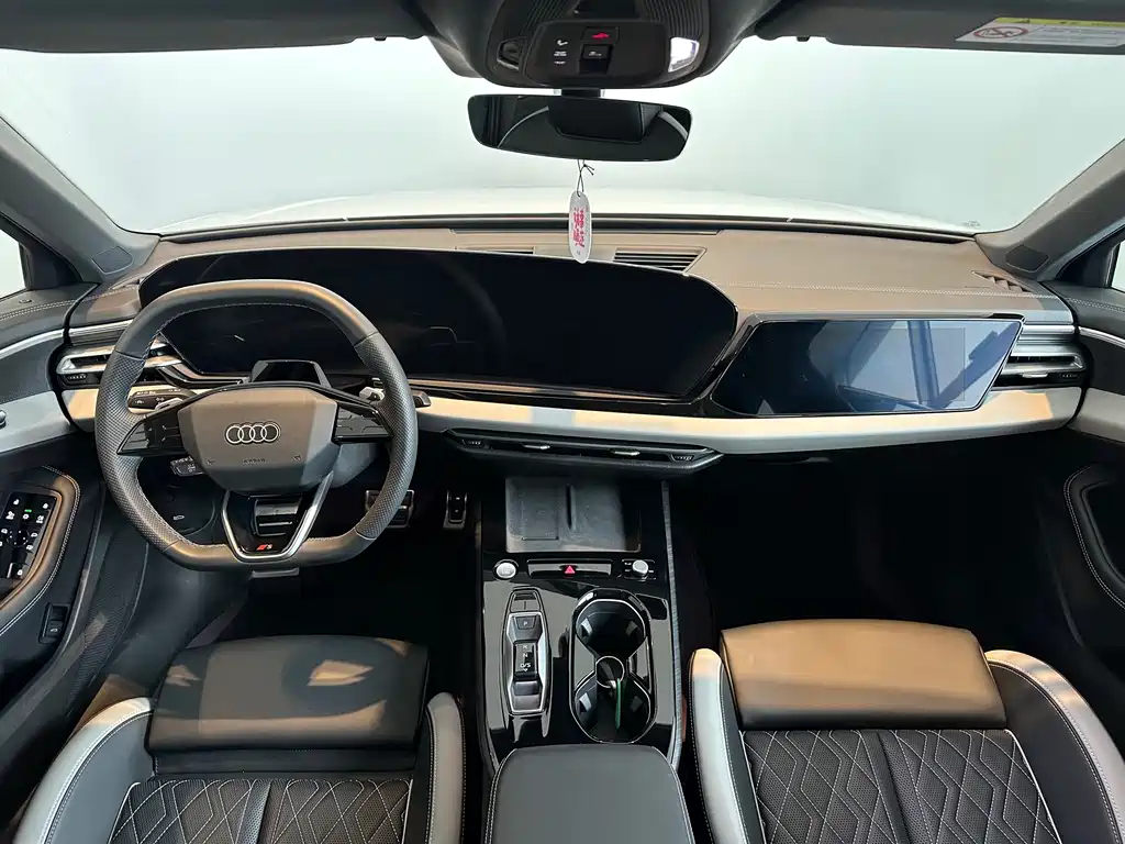 Audi A5L 2026 2.0T Sport Plus