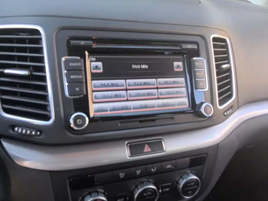 Volkswagen Sharan — миниатюра 12