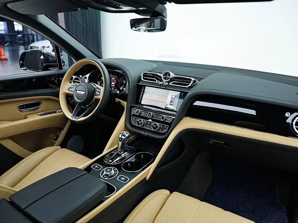 Bentley Bentayga — миниатюра 14