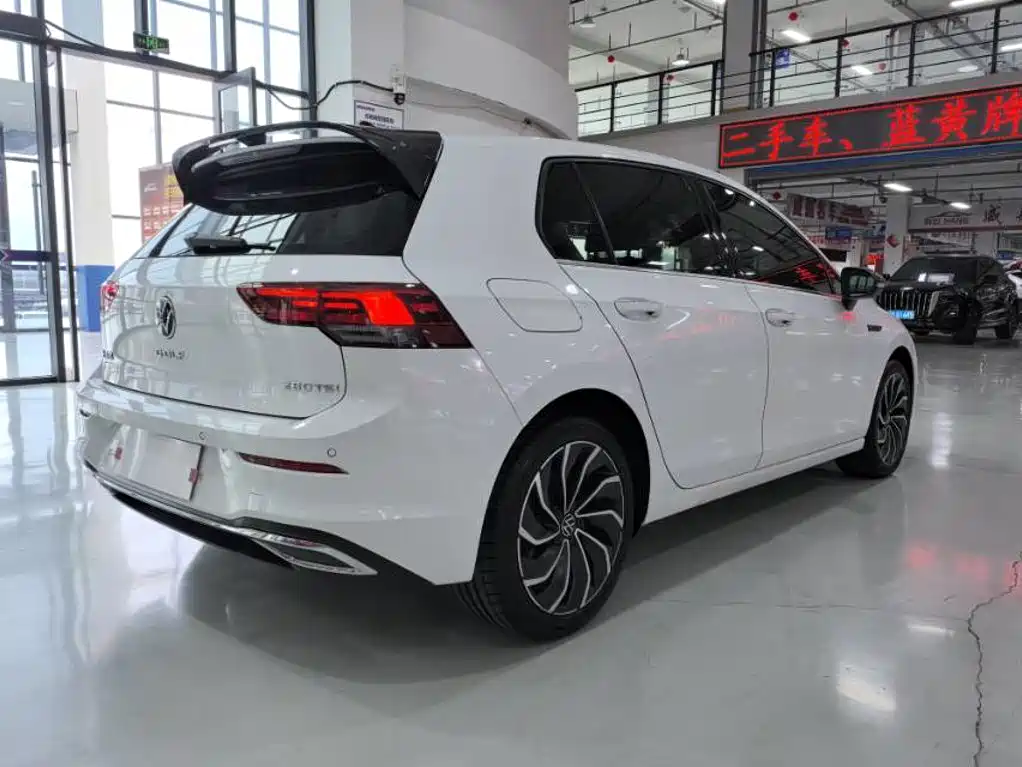 Volkswagen Golf — миниатюра 4
