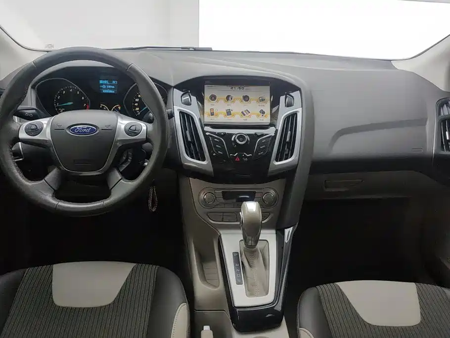 Ford Focus — миниатюра 12