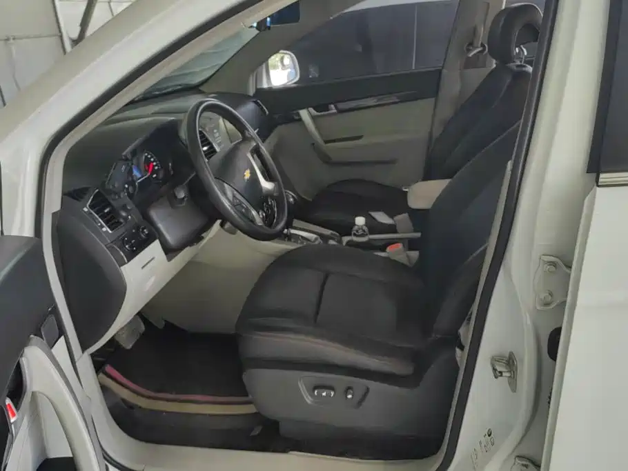 Chevrolet Captiva — миниатюра 9