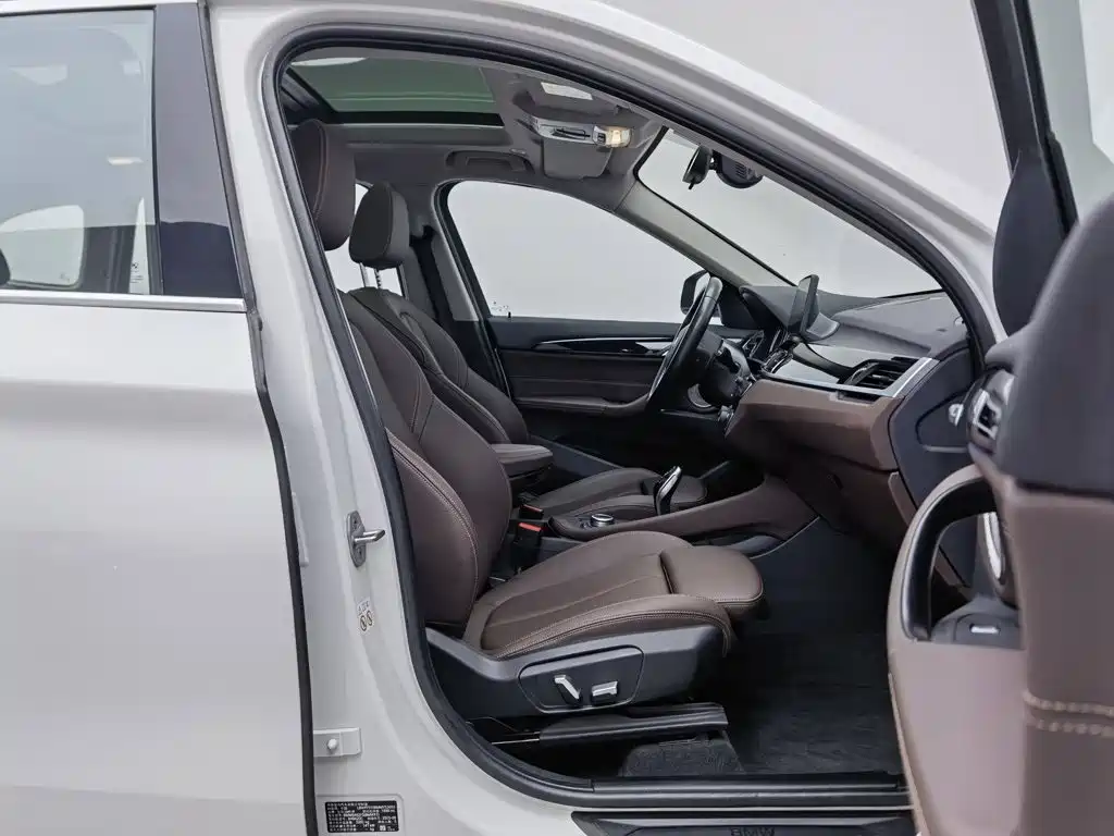 BMW X1 — миниатюра 23