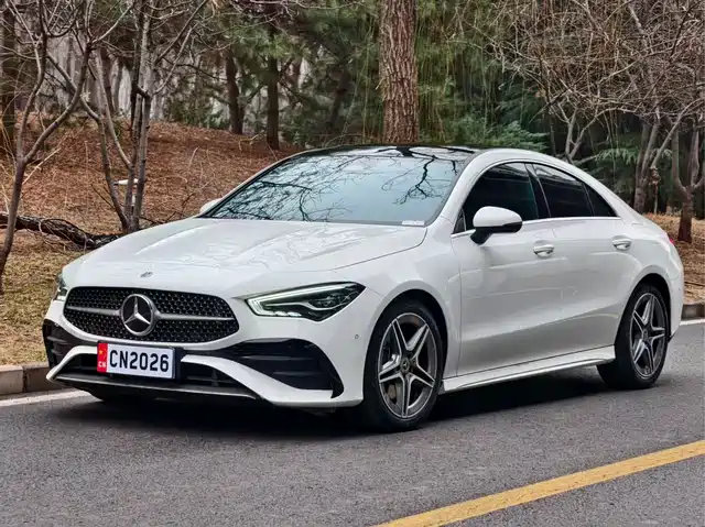 MERCEDES-BENZ CLA 2024