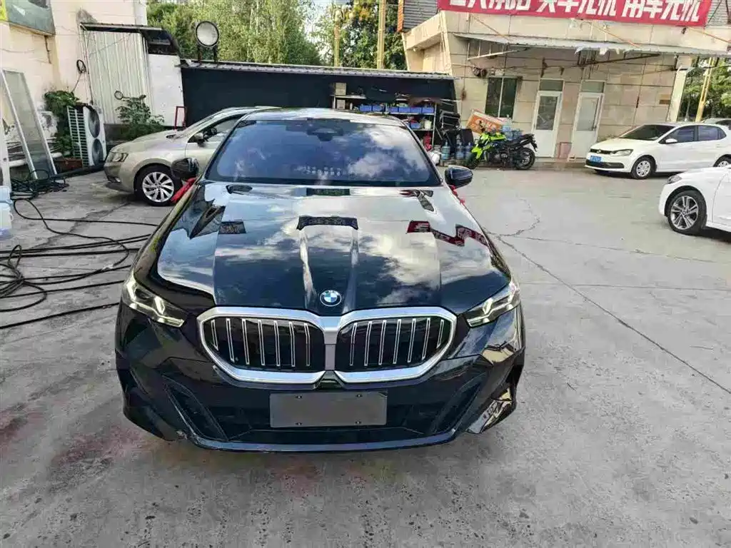 BMW 5 Series (Import) — миниатюра 2