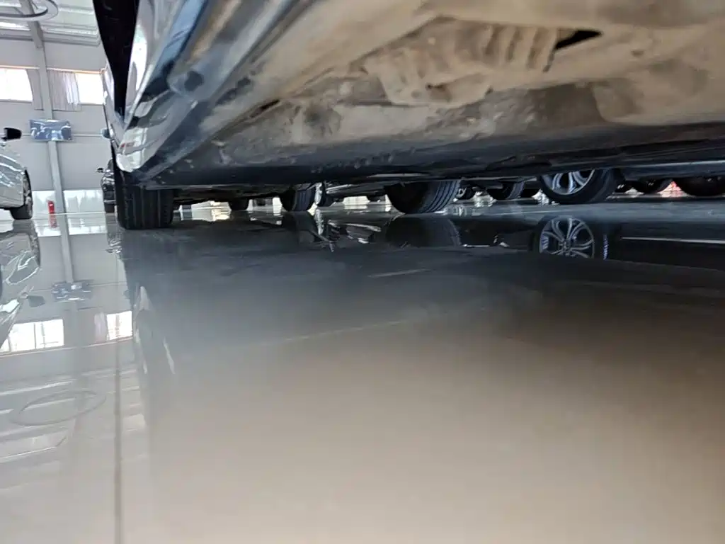BMW 5 Series — миниатюра 21