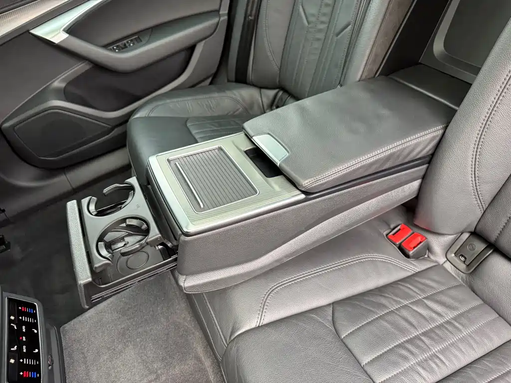 Audi A6L — миниатюра 36