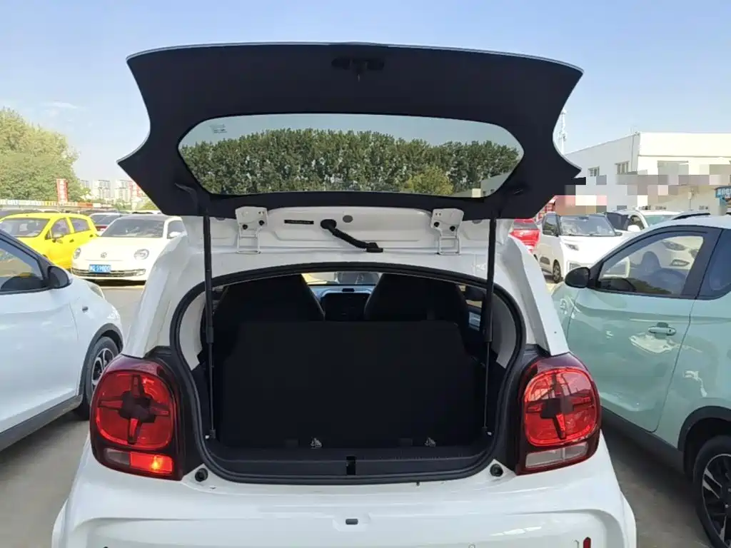 Roewe Clever — миниатюра 19