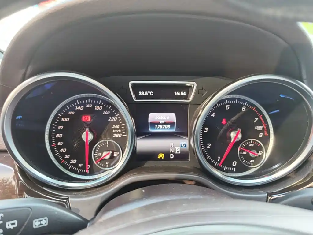 Mercedes-Benz GLS — миниатюра 12