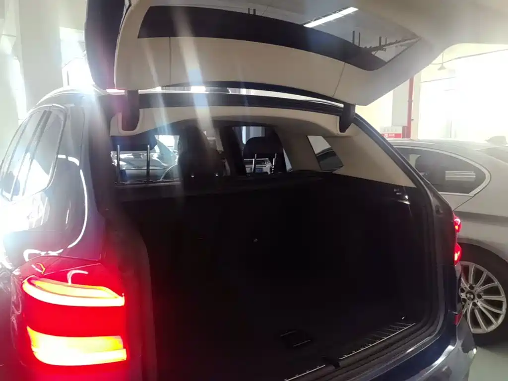 BMW X3 — миниатюра 19